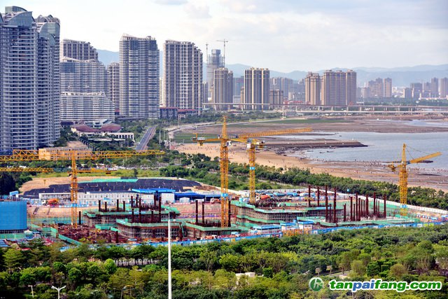 建筑領(lǐng)域是我國能源消耗的三大領(lǐng)域之一，也是重要的碳排放源。攝影/章軻